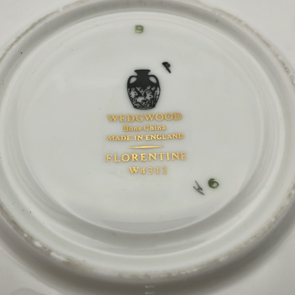 Wedgwood “Florentine” Bone China cup and saucer. - Picture 10 of 11